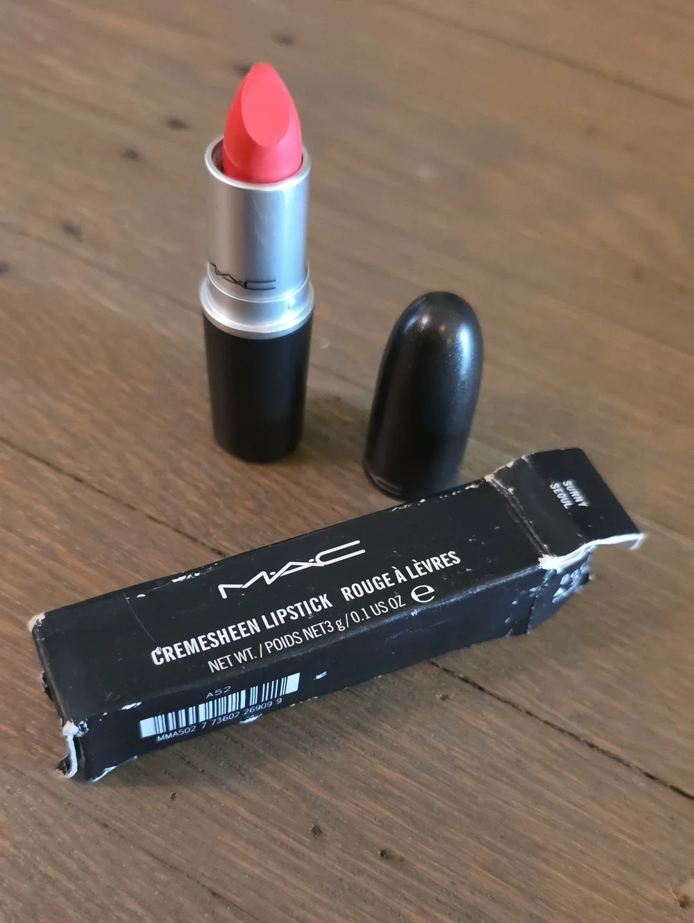 MAC Cosmetics Cremesheen Lipstick - Sunny Sequl A62. NEW